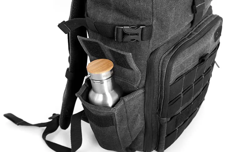 rolltopbag Black with bottle